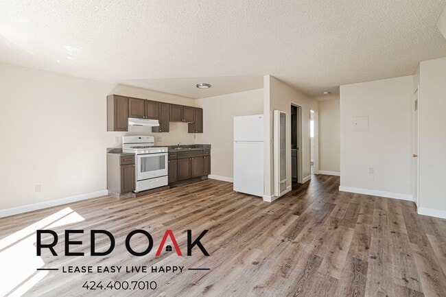 property at 12883 San Fernando Rd