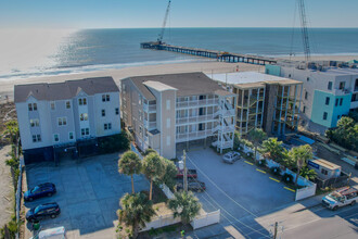 Seaside Villas II in Folly Beach, SC - Foto de edificio - Building Photo