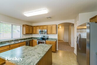 2046 Silver Grass Pl in Tucson, AZ - Building Photo - Building Photo