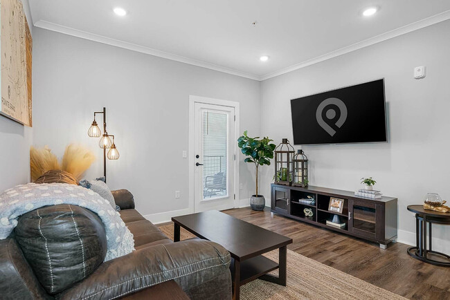 Pointe Grand Columbia in Columbia, SC - Building Photo - Building Photo