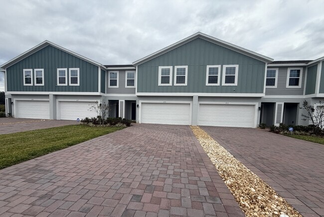 property at 215 Glass Onion Dr