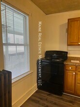 591 Main St, Unit 11 in Bangor, ME - Building Photo - Building Photo