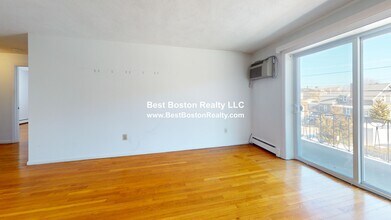435 Shirley St, Unit 37 in Winthrop, MA - Building Photo - Building Photo
