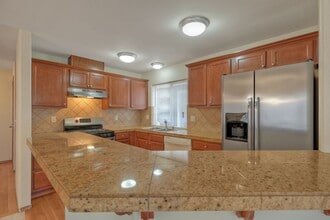 10425 2nd Ave SW in Seattle, WA - Building Photo - Building Photo