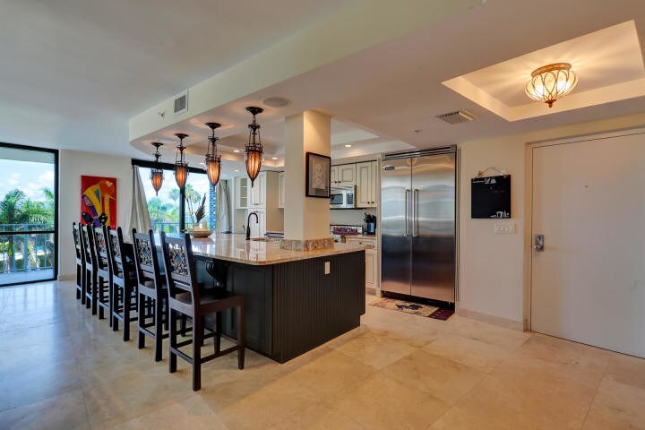 3360 S Ocean Blvd-Unit -3q-11 in Palm Beach, FL - Building Photo