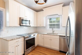 1515 Marco Pl in Jacksonville, FL - Building Photo - Building Photo