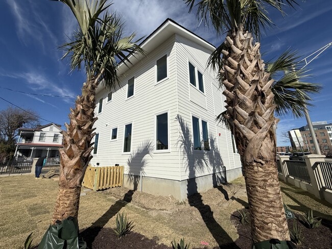 89 Fishburne St in Charleston, SC - Building Photo - Building Photo
