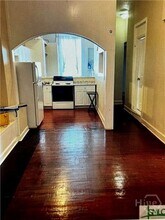 41 Whitaker St, Unit B in Savannah, GA - Building Photo - Building Photo