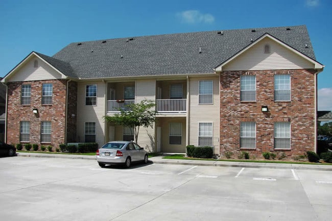 4441 Burbank Dr, Unit 1103 in Baton Rouge, LA - Foto de edificio - Building Photo