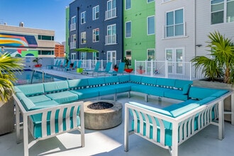 Bold Lofts Apartments & Private Office Rentals in Sarasota, FL - Building Photo - Building Photo