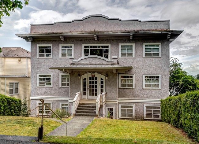 Turner Terrace Apartments in Bellingham, WA - Building Photo - Building Photo