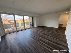 53 Hill Rd, Unit 407 in Belmont, MA - Building Photo - Building Photo