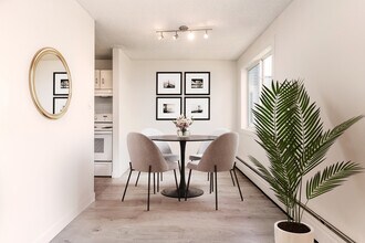 Leewood Village in Edmonton, AB - Building Photo - Building Photo