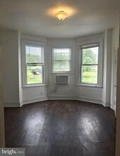 5106 Parkside Ave in Philadelphia, PA - Building Photo - Building Photo