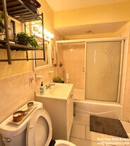 3 Holman St in Boston, MA - Building Photo