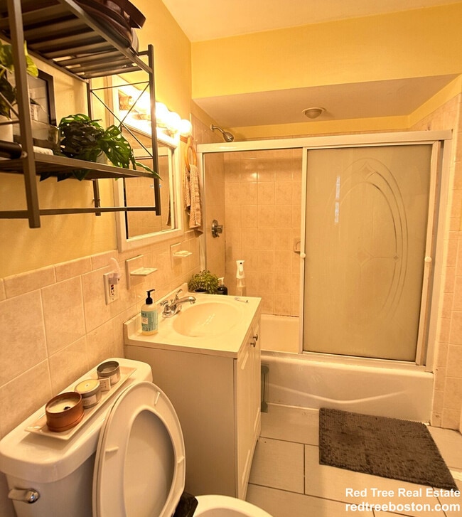 property at 3 Holman St