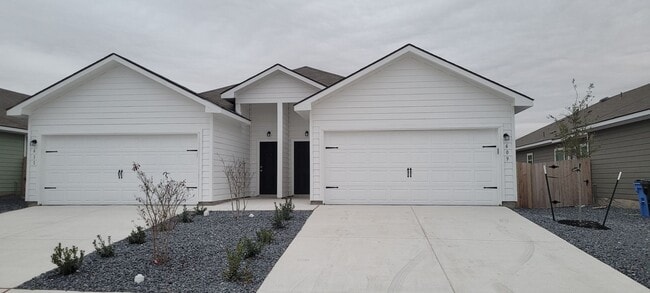 property at 609 Heathers Wy