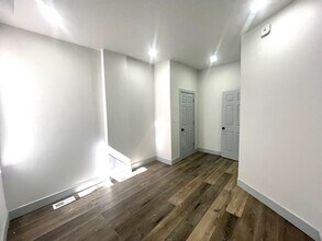 1234 N 55th St in Philadelphia, PA - Building Photo - Building Photo