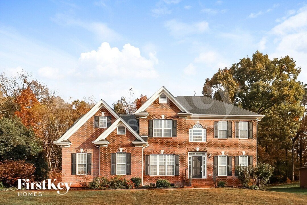 5700 Sugarcane Ct in Mint Hill, NC - Building Photo