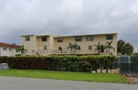 833 NE 18th Ct in Fort Lauderdale, FL - Foto de edificio - Building Photo