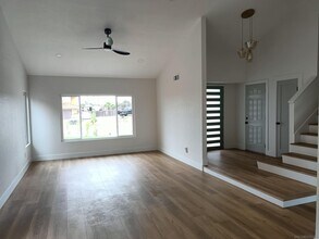 662 E J St in Chula Vista, CA - Building Photo - Building Photo