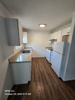 419 Crocker St in Templeton, CA - Building Photo