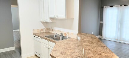 2041 Silvercrest Drive, Unit Turnberry in Myrtle Beach, SC - Foto de edificio - Building Photo