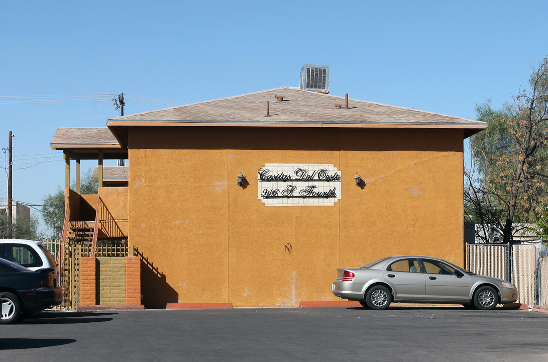 916 S 4th Ave in Tucson, AZ - Foto de edificio