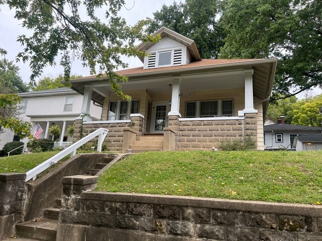 property at 24 Sunnyside Dr