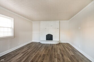 3232 Wellington Ave in Indianapolis, IN - Foto de edificio - Building Photo