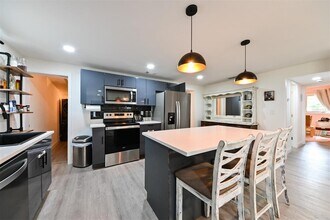 4114 W Olive St in Tampa, FL - Building Photo - Building Photo