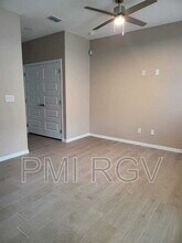 3101 W Kenwood St in Edinburg, TX - Building Photo - Building Photo