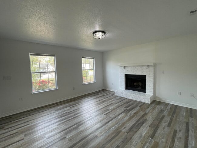 3350 Shoal Creek Cove in Crestview, FL - Building Photo - Building Photo