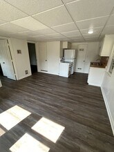 16012 E T C Lea Rd in Independence, MO - Building Photo - Building Photo