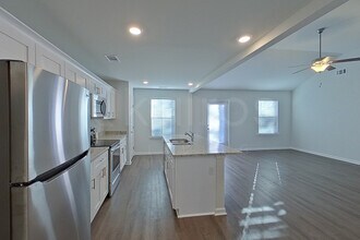 116 Western Red Cedar Dr in Springfield, GA - Building Photo - Building Photo