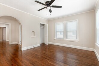 5900 Oram St, Unit 8 in Dallas, TX - Building Photo - Building Photo