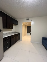 2715 Cherry Rd in Memphis, TN - Foto de edificio - Building Photo