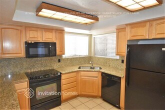 6534 W Ironwood Dr in Glendale, AZ - Building Photo - Building Photo