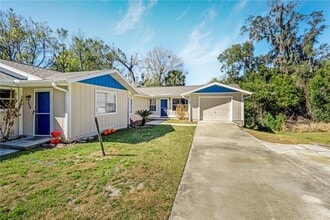 951 Beau Ct in Orange City, FL - Building Photo - Building Photo