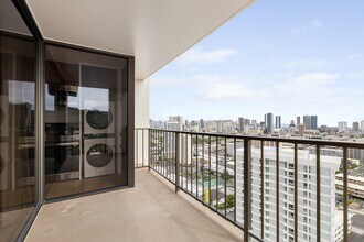1630 Liholiho St in Honolulu, HI - Building Photo - Building Photo