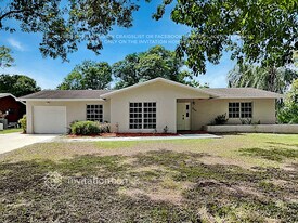 341 SW 64th Ave in Margate, FL - Building Photo