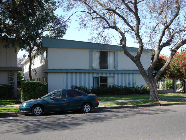 11592 Stuart Dr in Garden Grove, CA - Building Photo - Building Photo