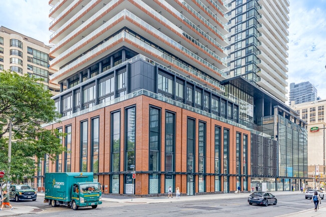 Teahouse Condominiums