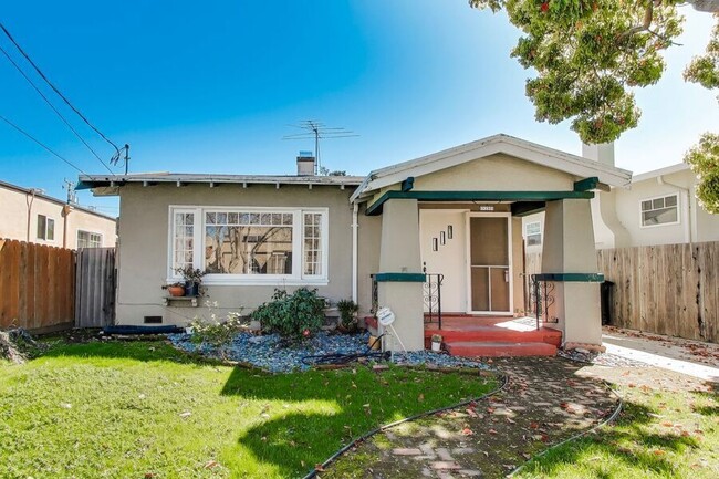 150 16th Ave in San Mateo, CA - Building Photo - Building Photo