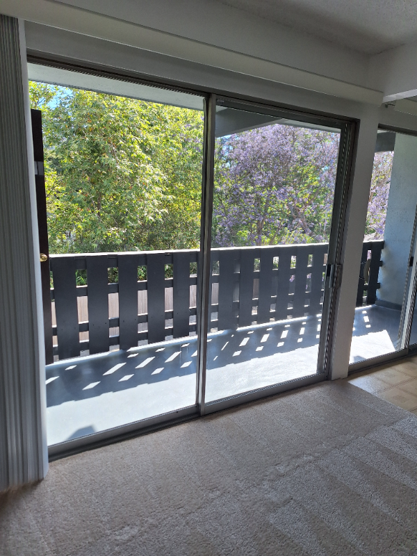 609 De La Vina St, Unit 29 in Santa Barbara, CA - Building Photo - Building Photo
