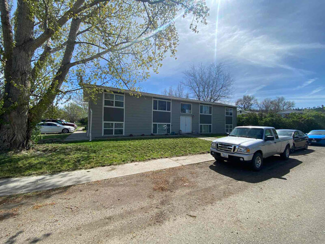 property at 1040 Park St
