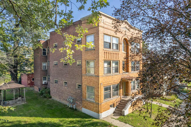 412 Floyd St in Toledo, OH - Foto de edificio - Building Photo