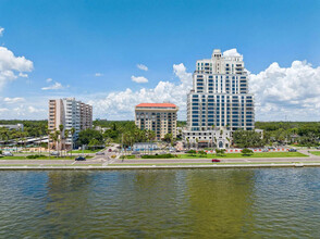 2109 Bayshore Blvd in Tampa, FL - Building Photo - Building Photo