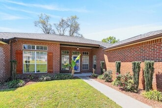 1249 Northview Dr in Crestview, FL - Building Photo - Building Photo