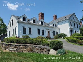 14 Gray St in Amherst, MA - Building Photo - Building Photo